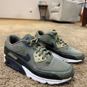 Nike Men's Air Max Olive Green Sneakers